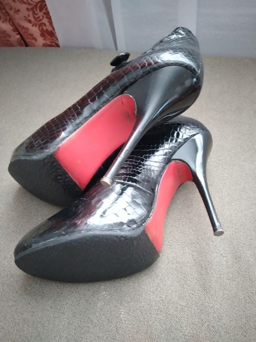 Ботінки, сапожки шкіряні