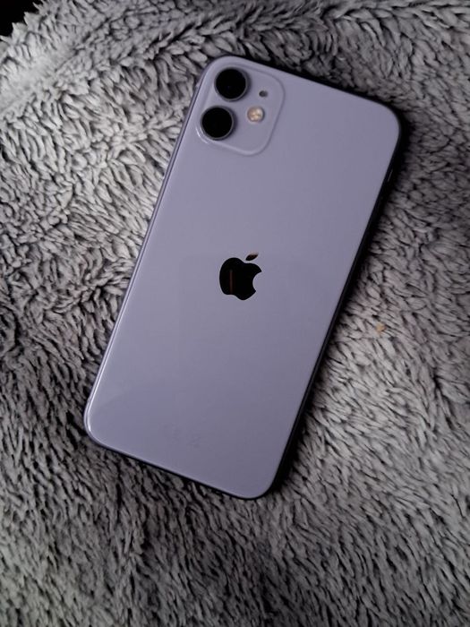 iPhone 11 в хорошому стані
