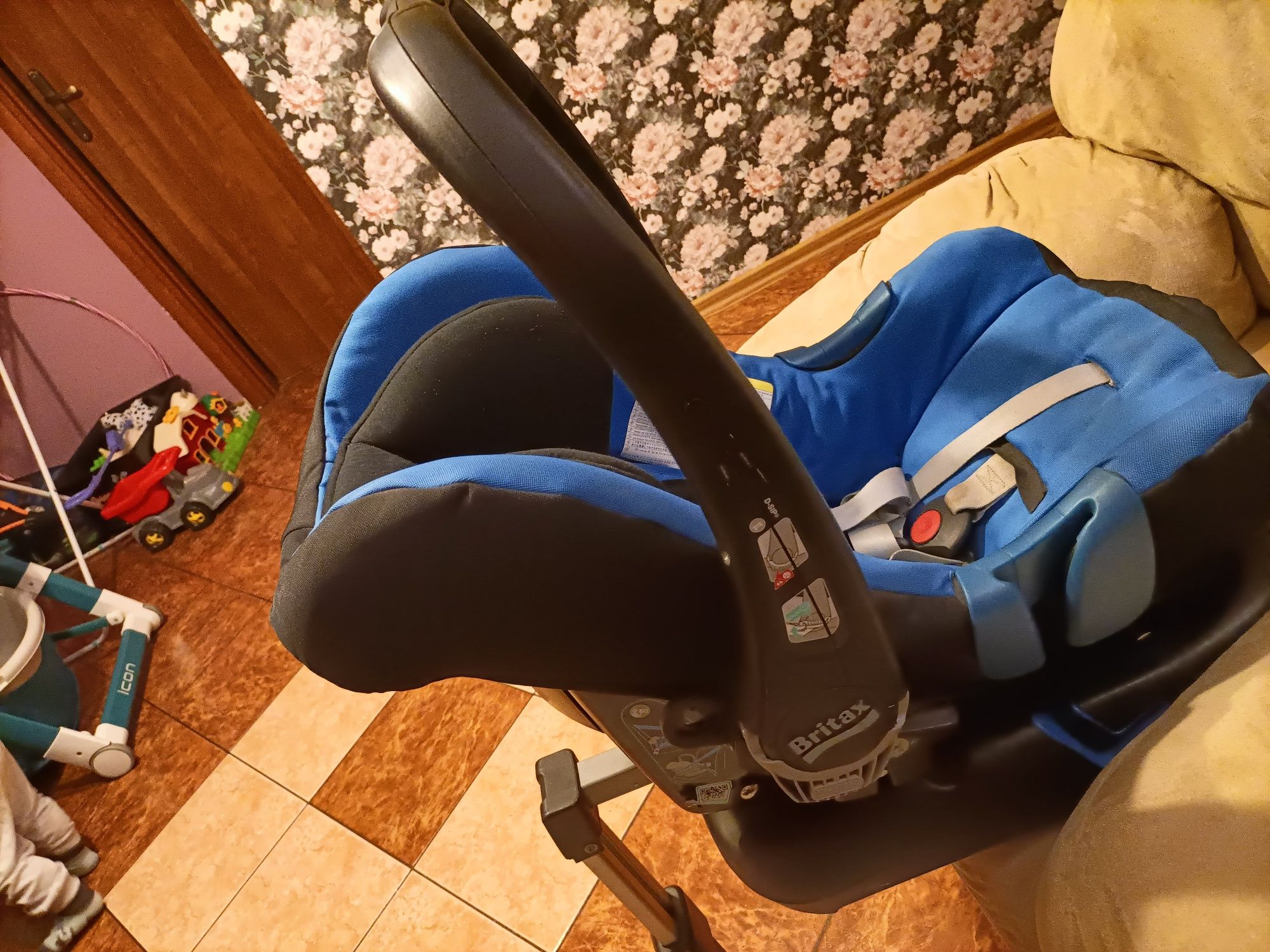 Fotelik Römer Britax Baby safe plus II 0-13kg