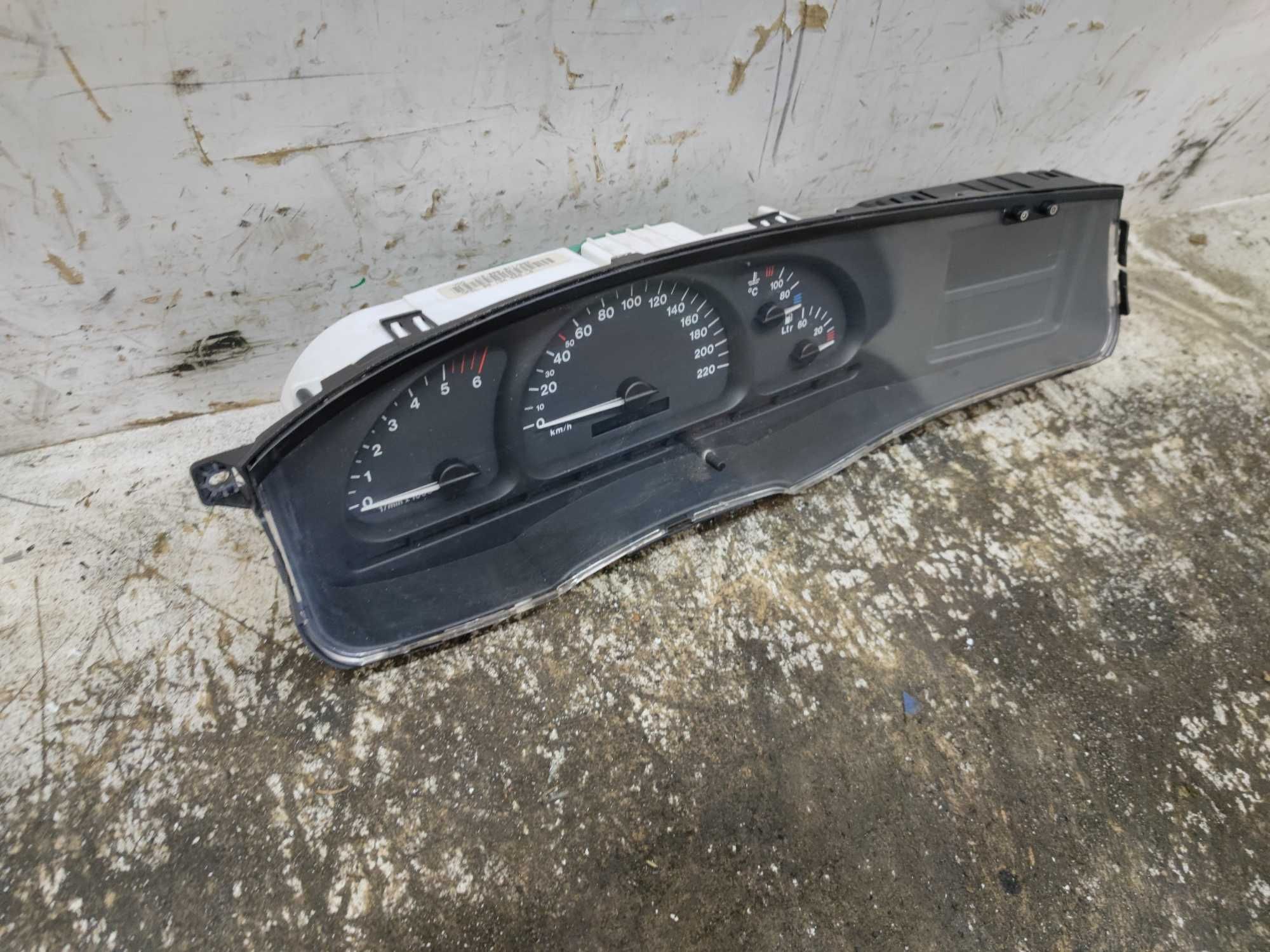 Licznik Zegary Prędkościomierz Obrotomierz Opel Vectra B 2.0 Diesel