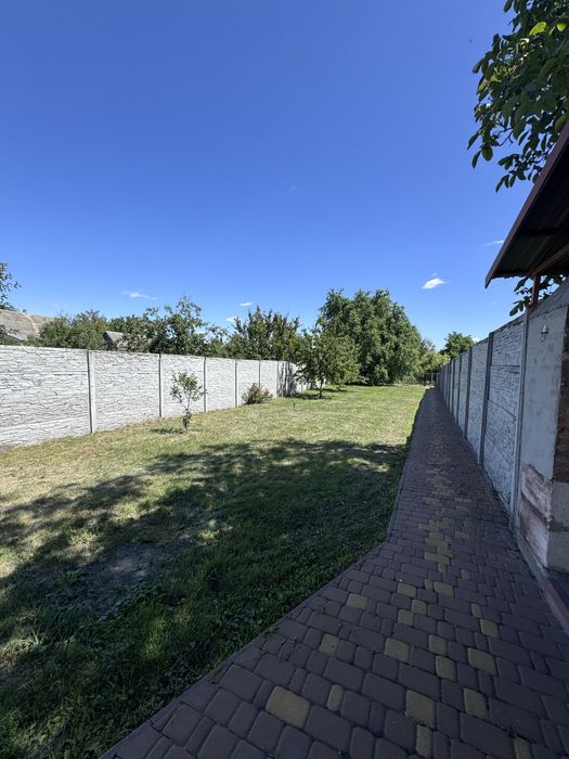 Чудовий Будинок в передмісті