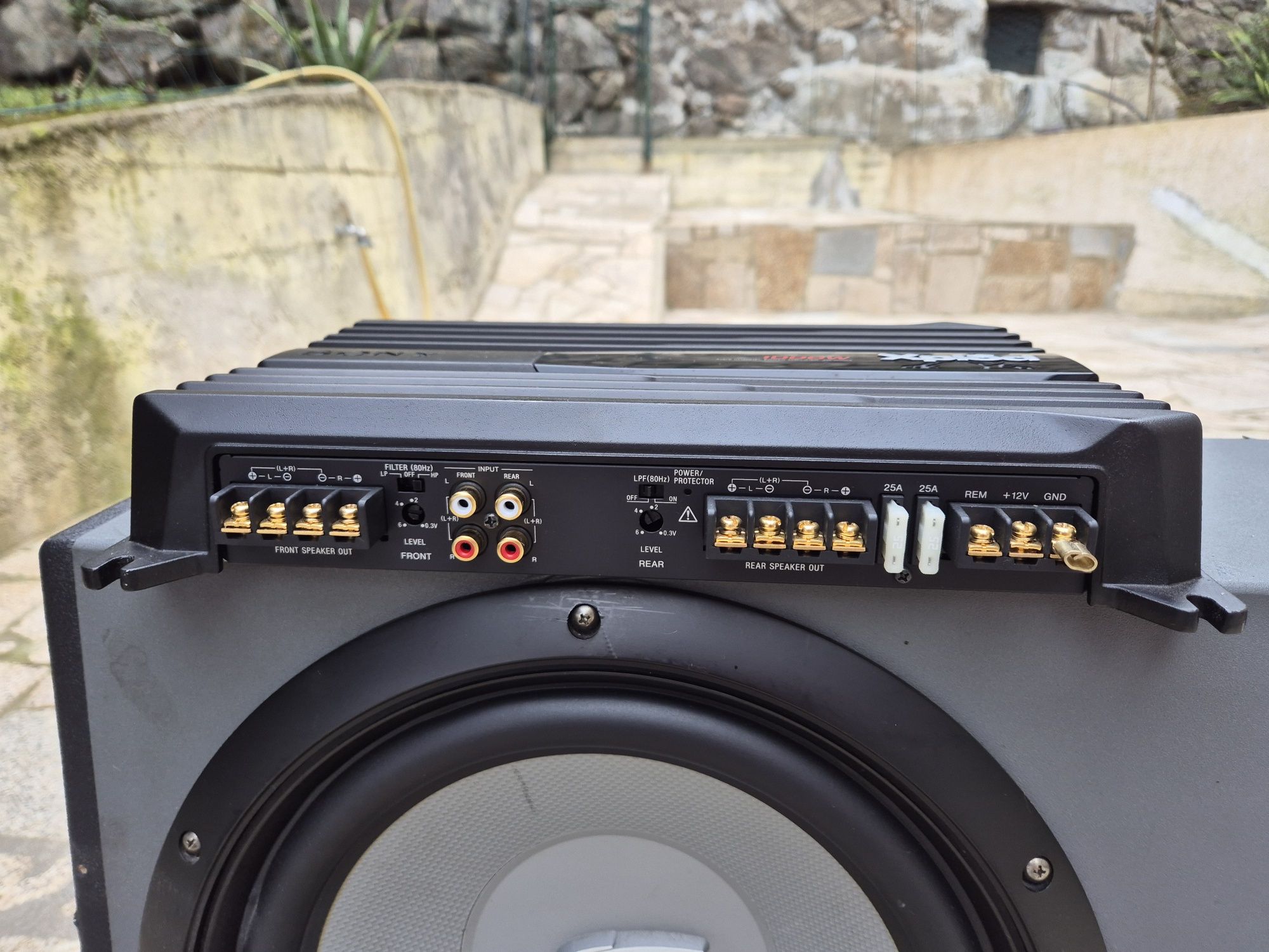 Amplificador Sony Xplod 1000w + Subwoofer 800w + cablagem toda.