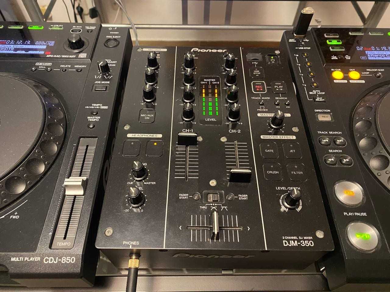 2x Pioneer CDJ 850 + DJM 350