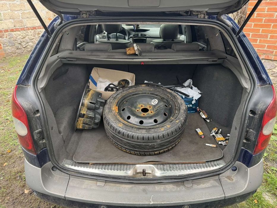 Авто Рено Лагуна