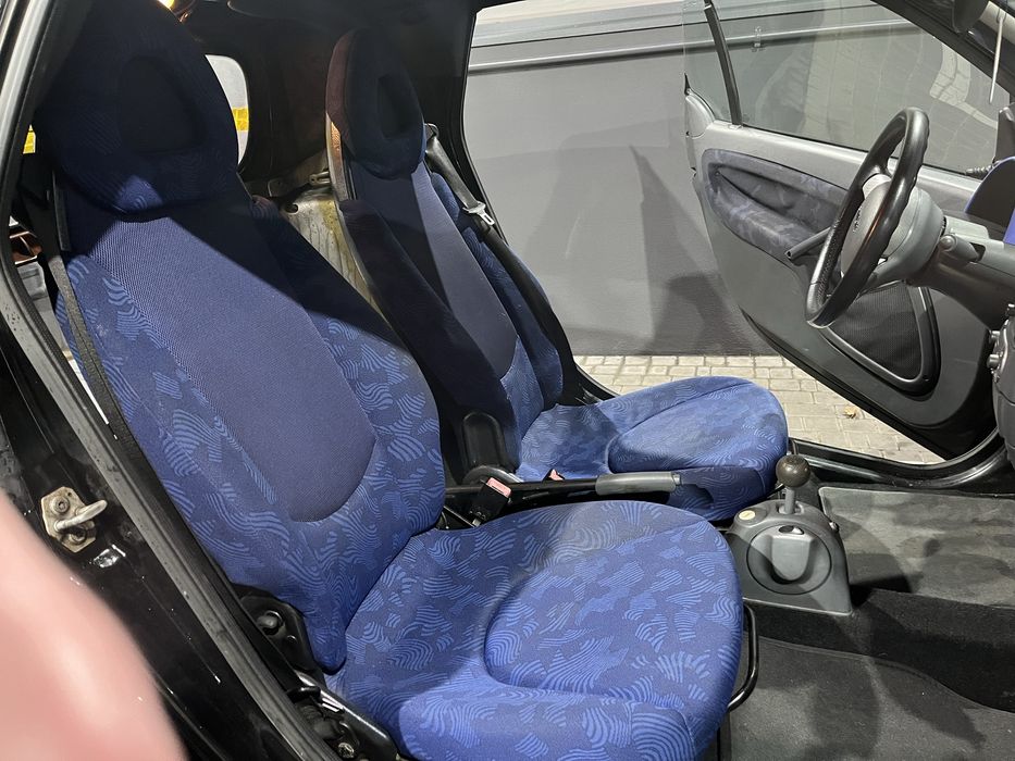 Smart 0.8 дизель 2002 року кабріолет