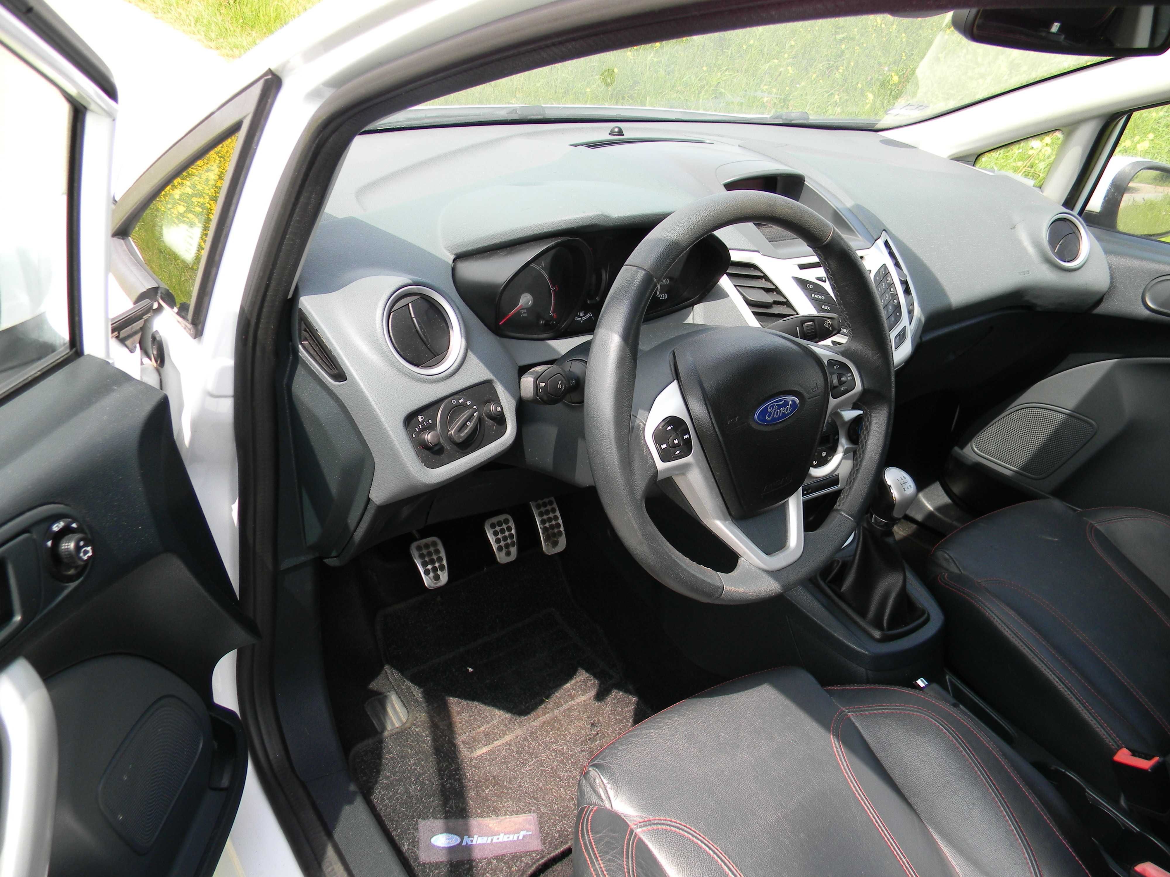 Ford Fiesta 1.6DCI Wersja Limitowana Full Opcja Skóra Lampa Led