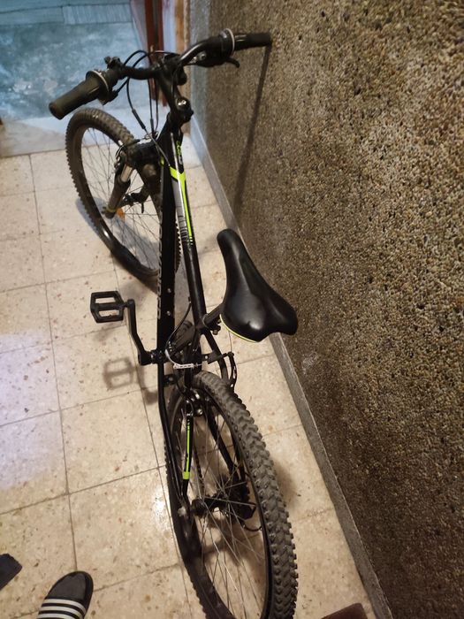 Bicicleta MTB Rockrider - Ótimo Estado Geral (Pneus Furados)