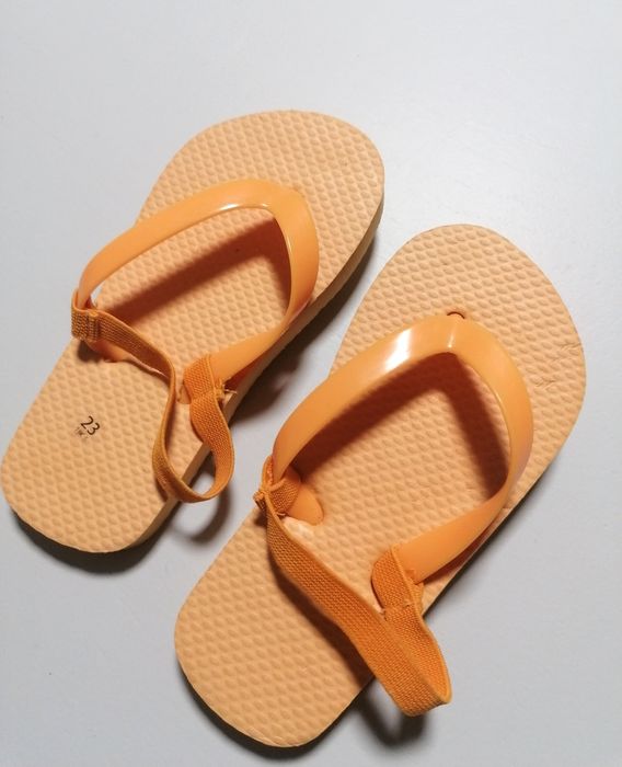 Chinelos Laranja de Bebé