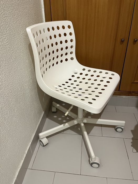 Cadeira com elevacao danificada