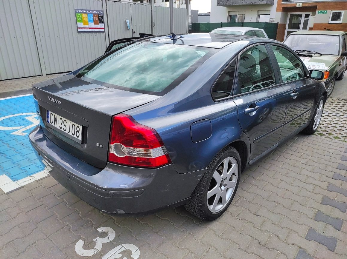 Volvo S40 2.4 benzyna automat 2004r.