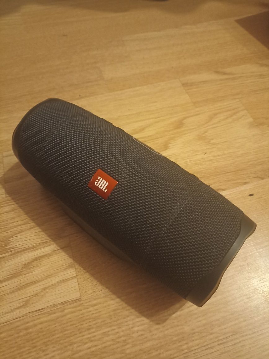 Głośnik JBL charge 4