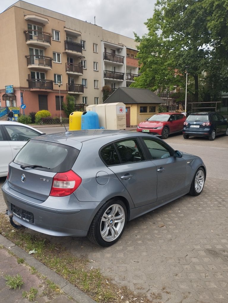 Sprzedam BMW seria 1 2005 rok 2.0 diesel