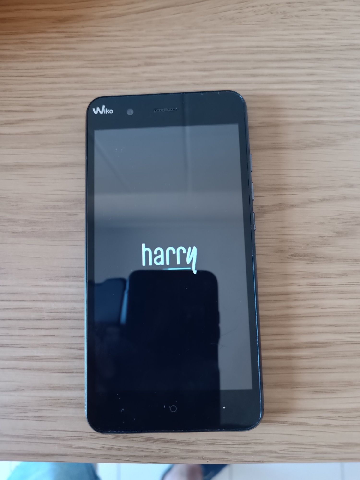 Telemóvel Wiko muito bonito