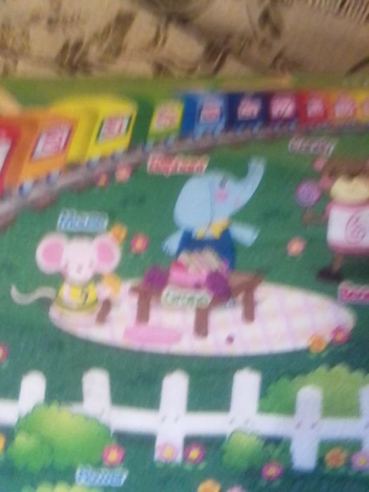 Дитячий килимок.