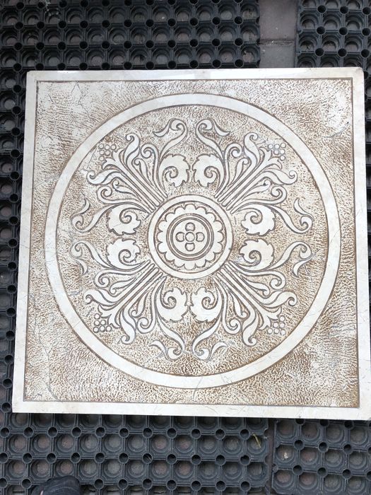 Плита мраморная с фрезерным рисунком полированая