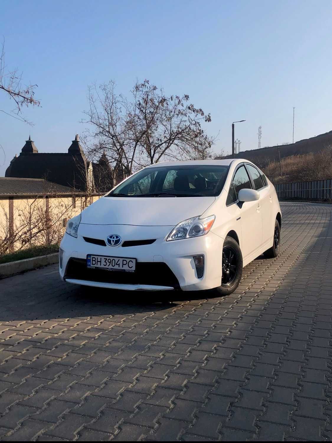 Toyota Prius Hybrid 2014 ПОСЛЕДНЯЯ ЦЕНА