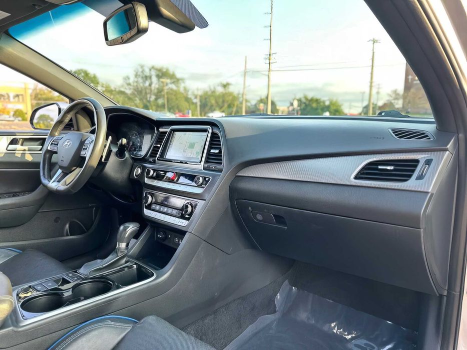 Hyundai Sonata      2018