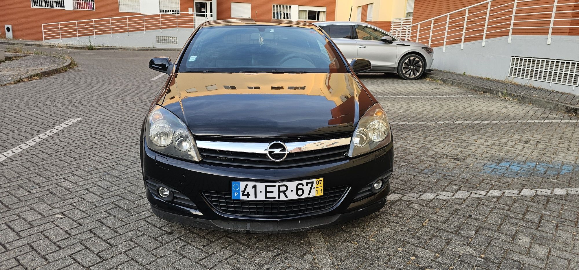Opel astra GTC 1.7 cdti impecável 07
