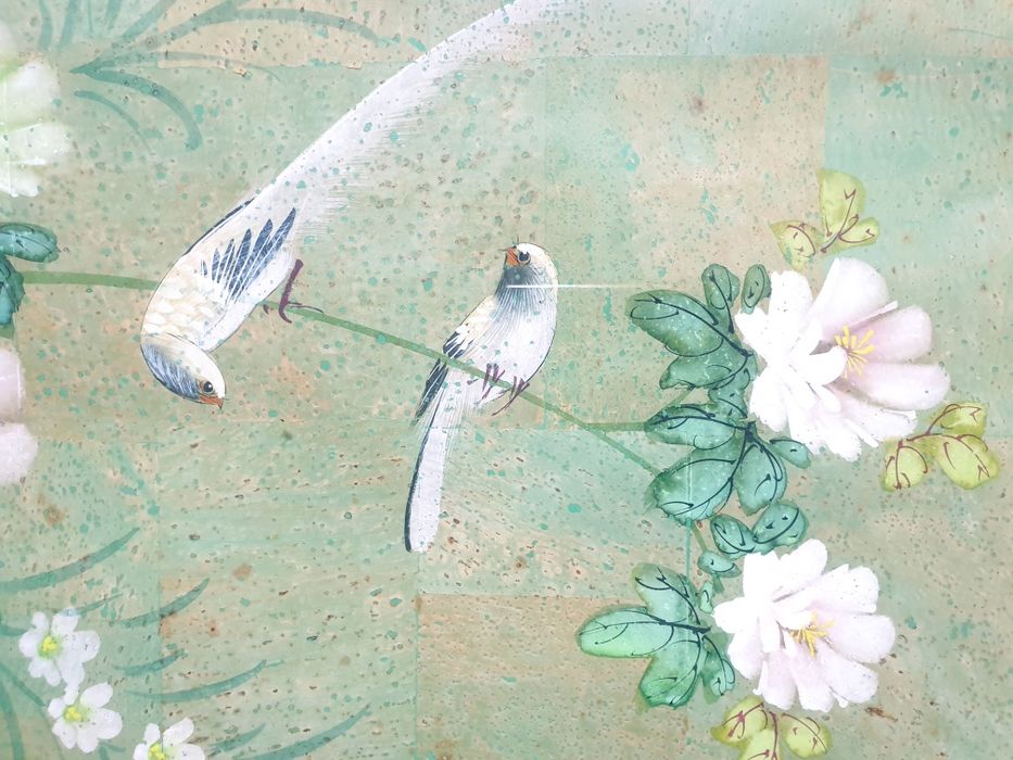 Linda pintura asiática sobre papel de cortiça - assinada e emoldurada