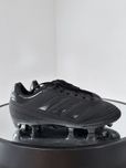 Качественные базовые бутсы Adidas