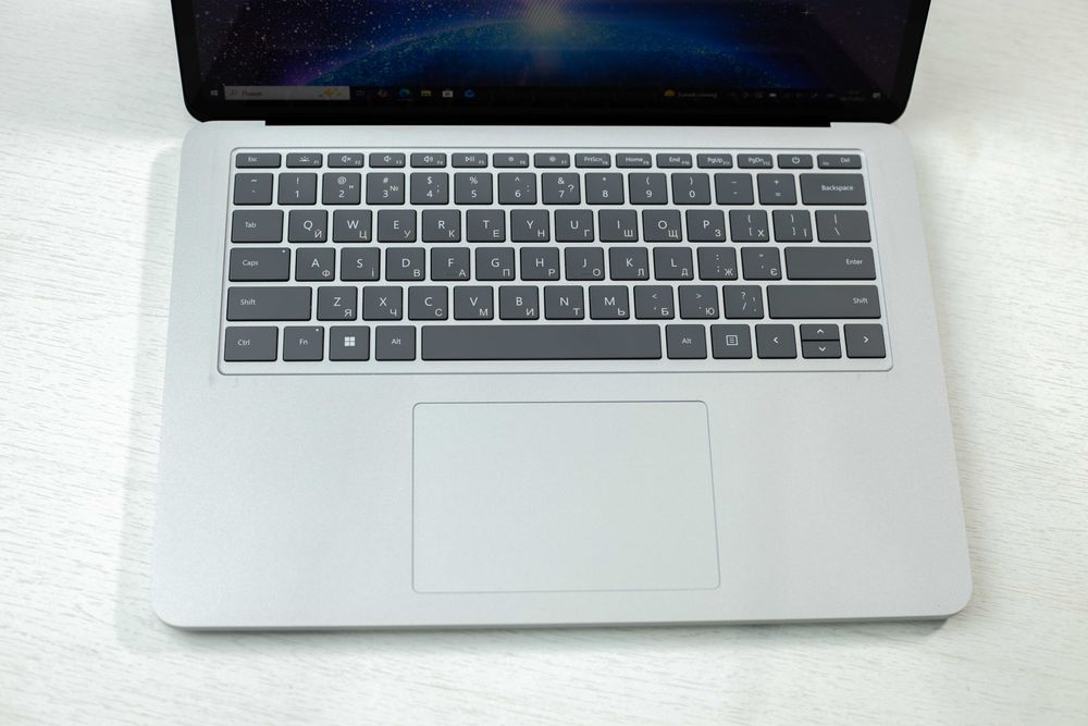 Microsoft Surface Laptop Studio i7-11370H 32Ram 1TbSSD RTX3050Ti QHD