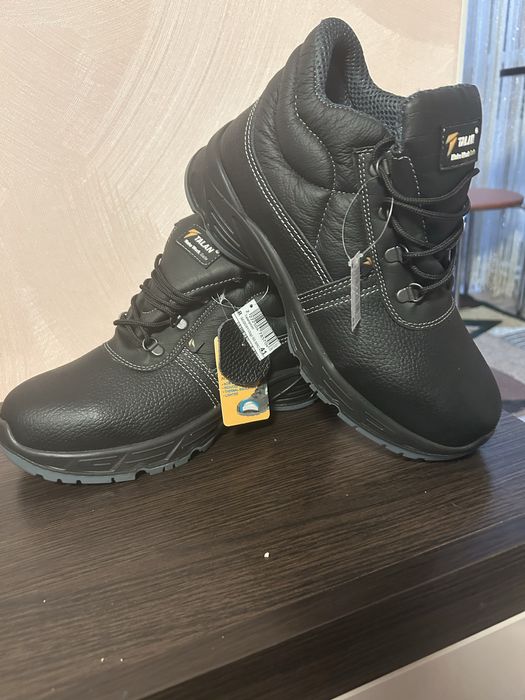 Осінні чоловічі ботинки