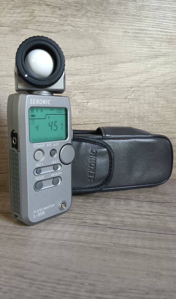 Sekonic L-358 експонометр, флешметр для плівкових та цифрових камер