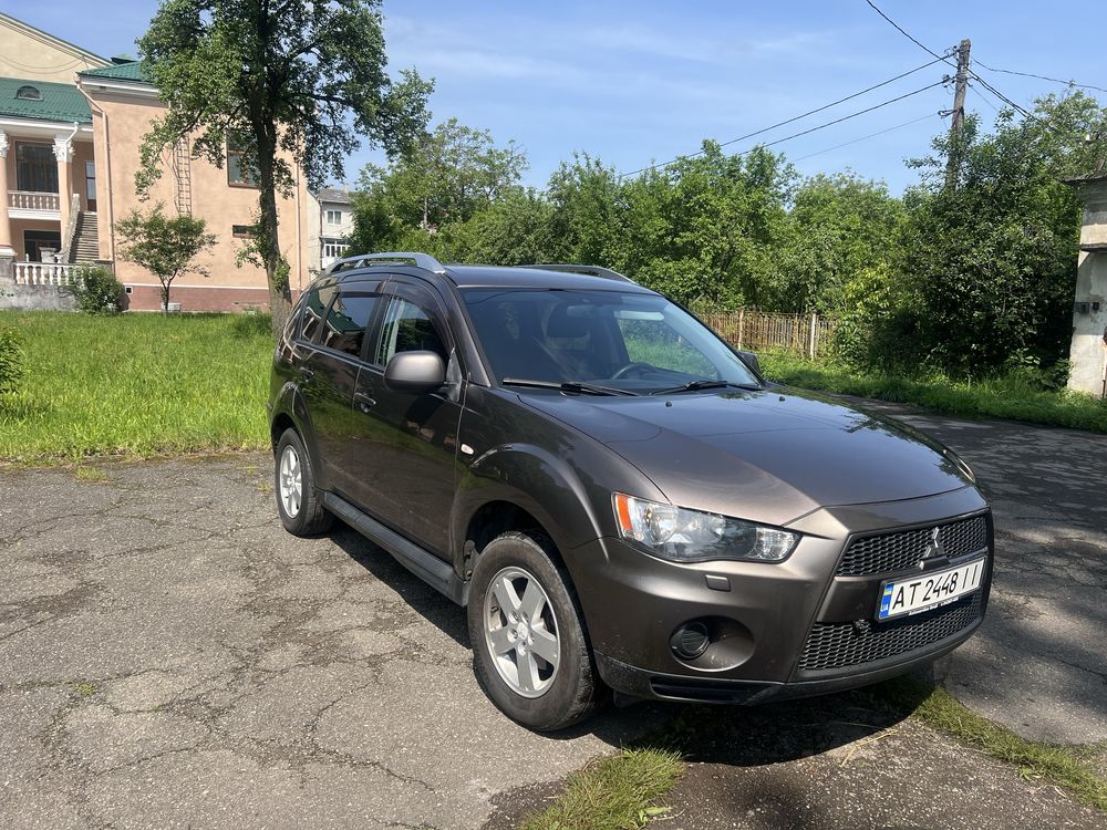 Outlander2.0 бензин