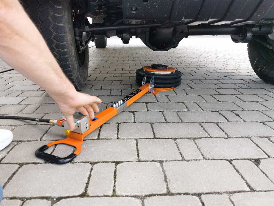 Домкрат пневматиний 6 тон, підкатний M80135, жаба, подушка