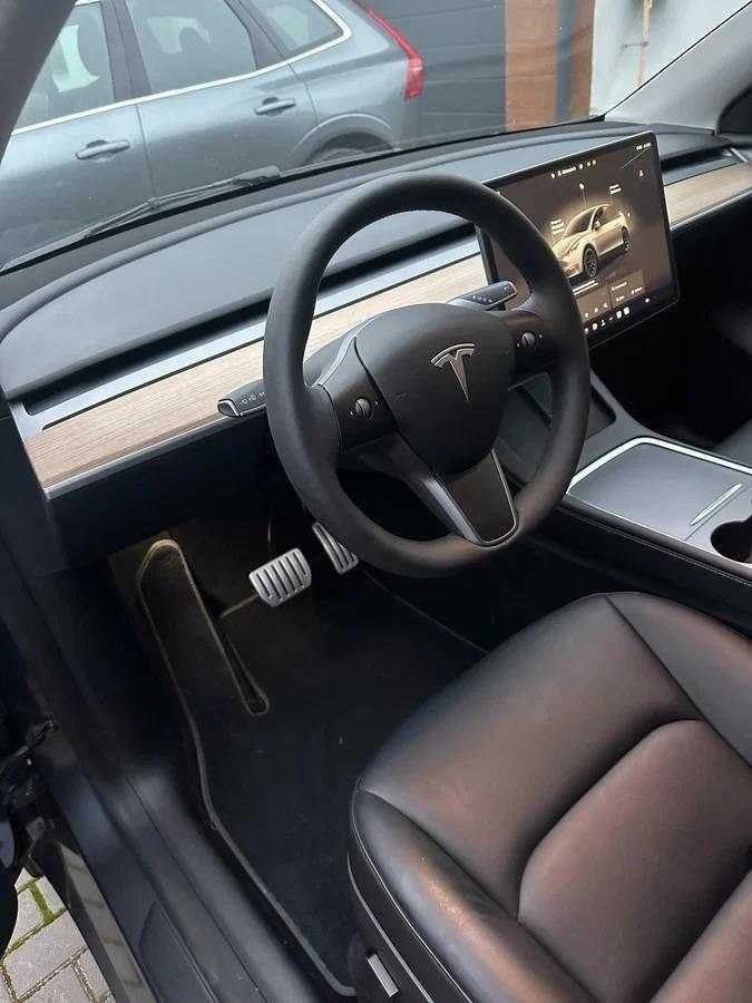Tesla Model Y Performance, 2023