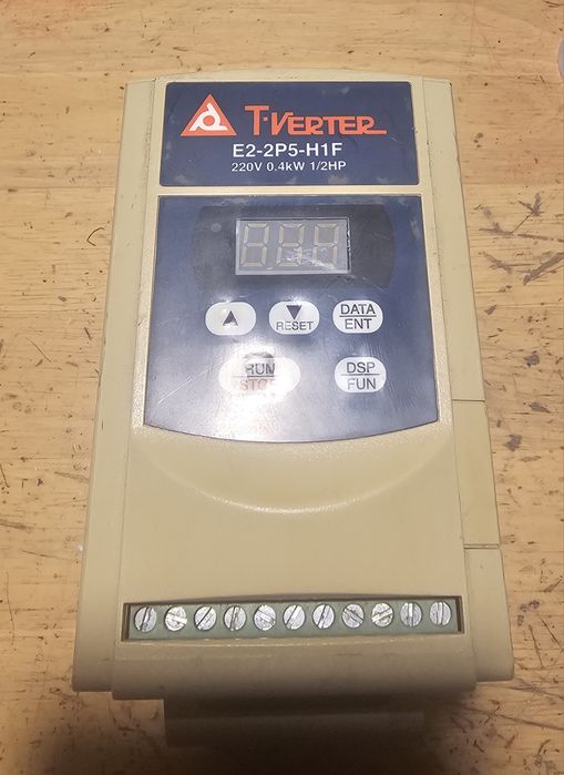 Falownik silnikowy T-verter 0.4kW