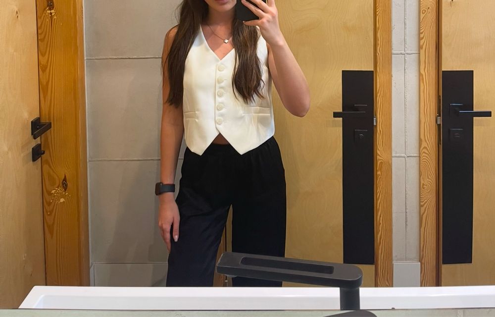 Трендовая жилетка