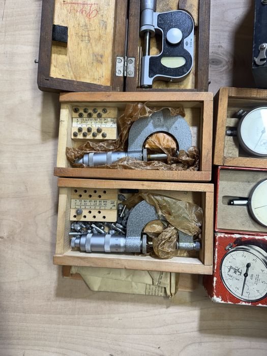 Інструмент, мікрометр, штангенглубинометр, кінцеві міри, індікатор