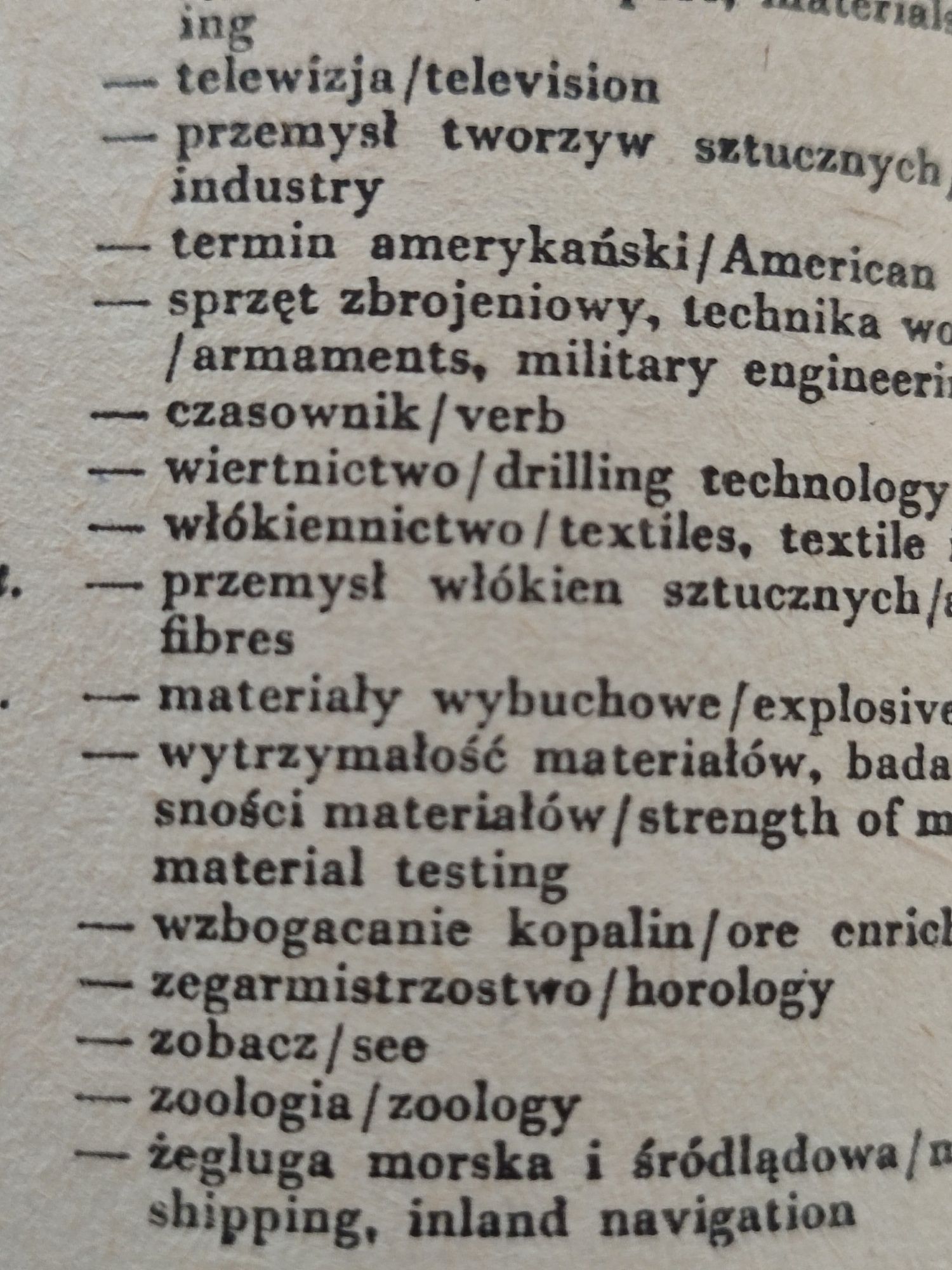 Słownik naukowo - techniczny polsko - angielski