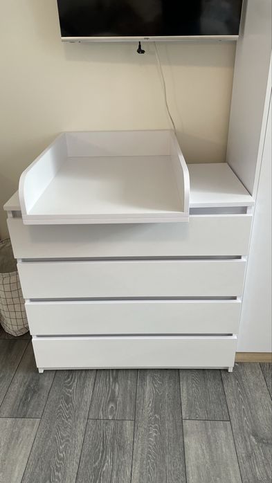 Великий пеленальний комод