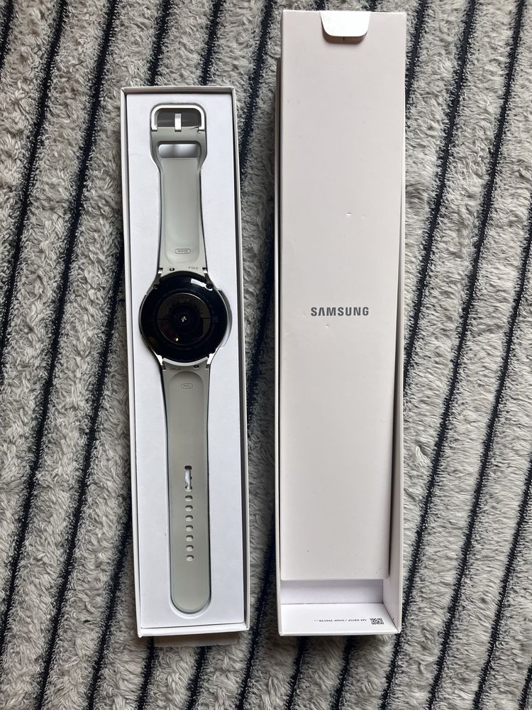 Zegarek smartwatch Samsung galaxy watch4 44mm