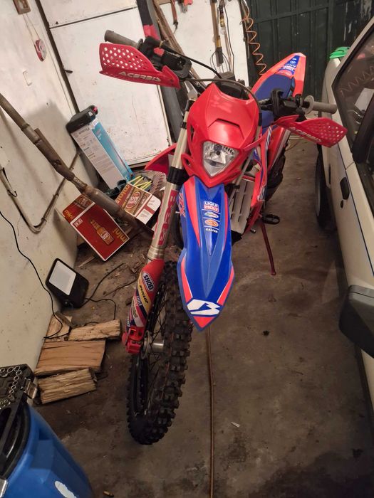 Vendo moto Beta RR de enduro