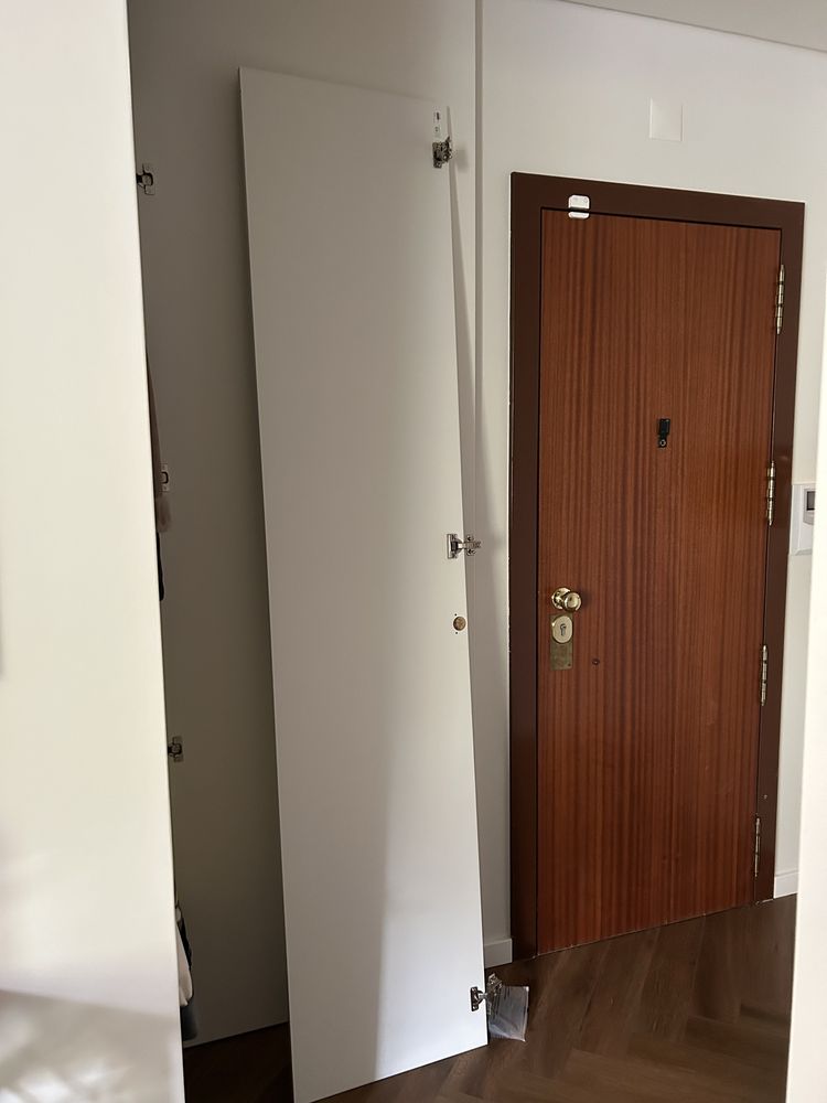 Porta IKEA Forsand c/ dobradiças