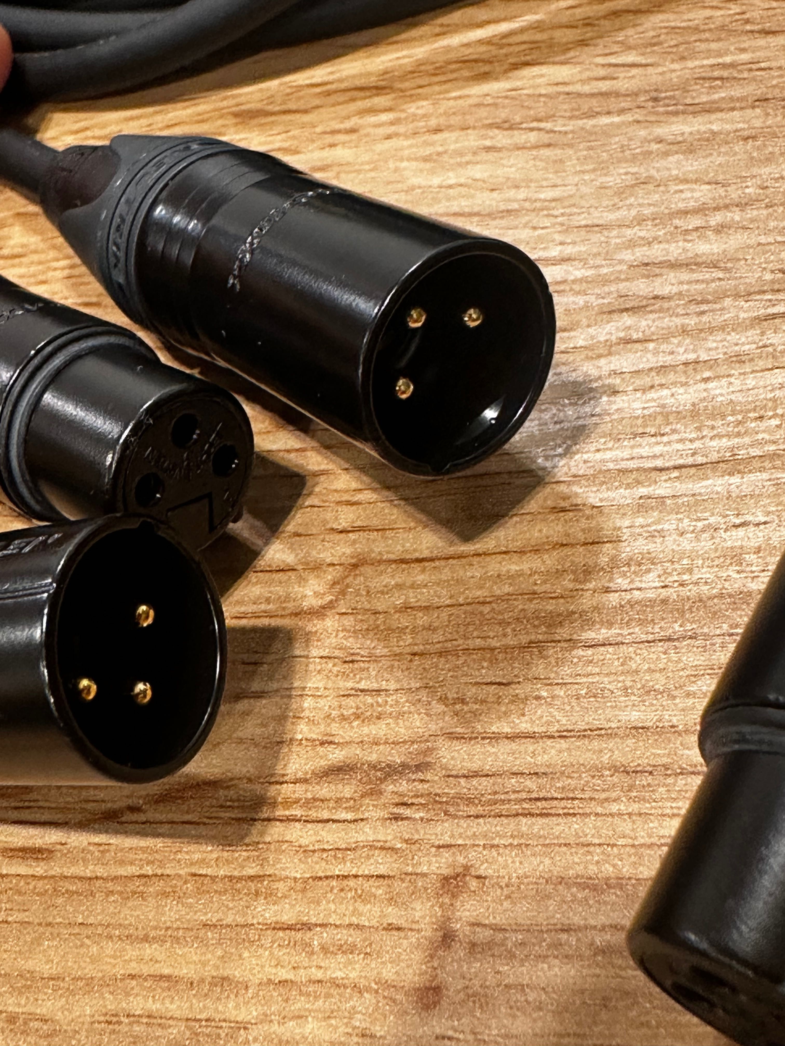 Kabel mikrofonowy -  8 metr, Cordial CMTOP 222 dwie sztuk Neutrik XLR