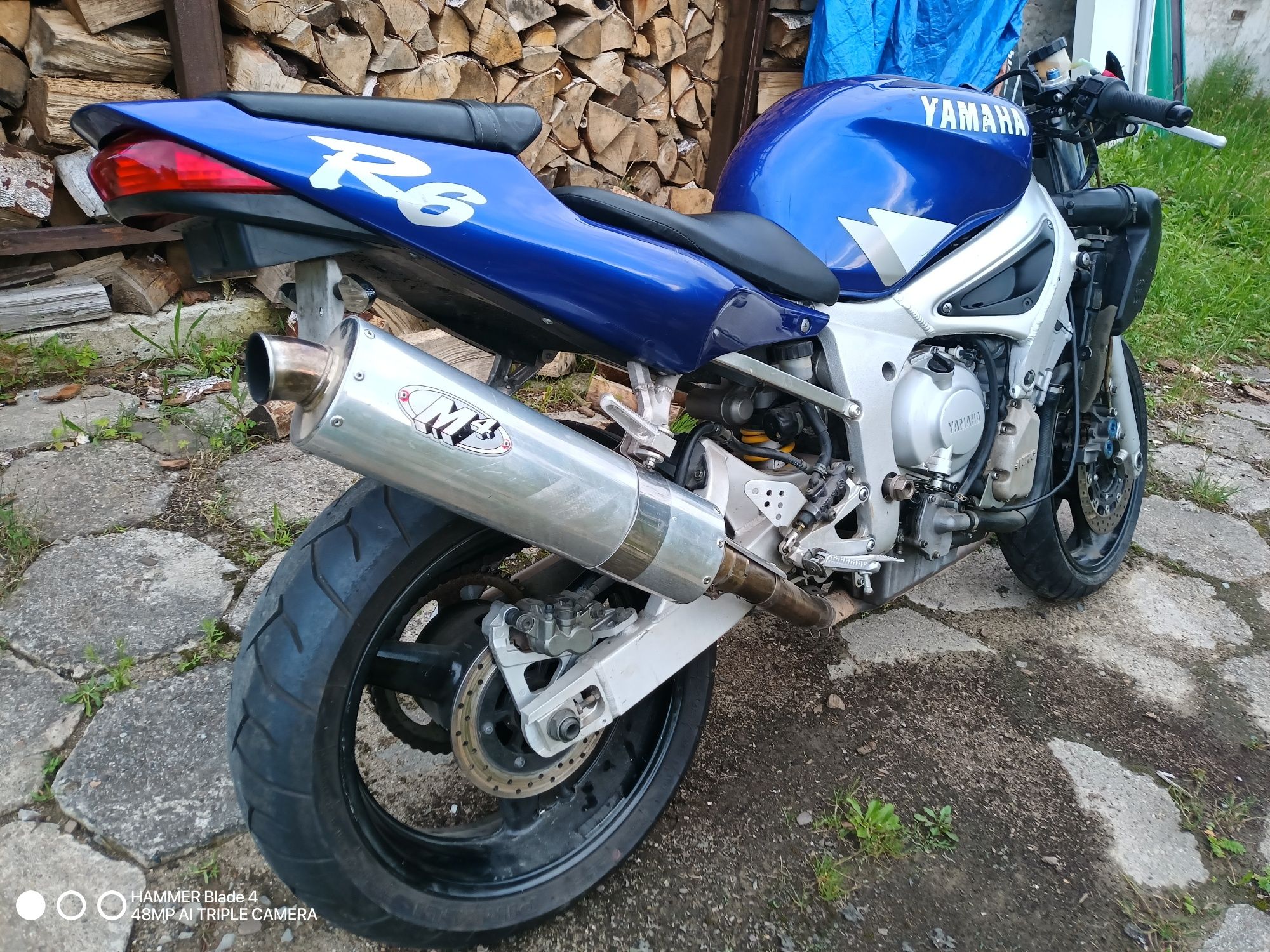 Yamaha YZF R6  R1