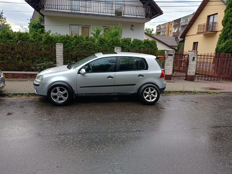 VW Golf V 2004 1.4 benzyna 55kw