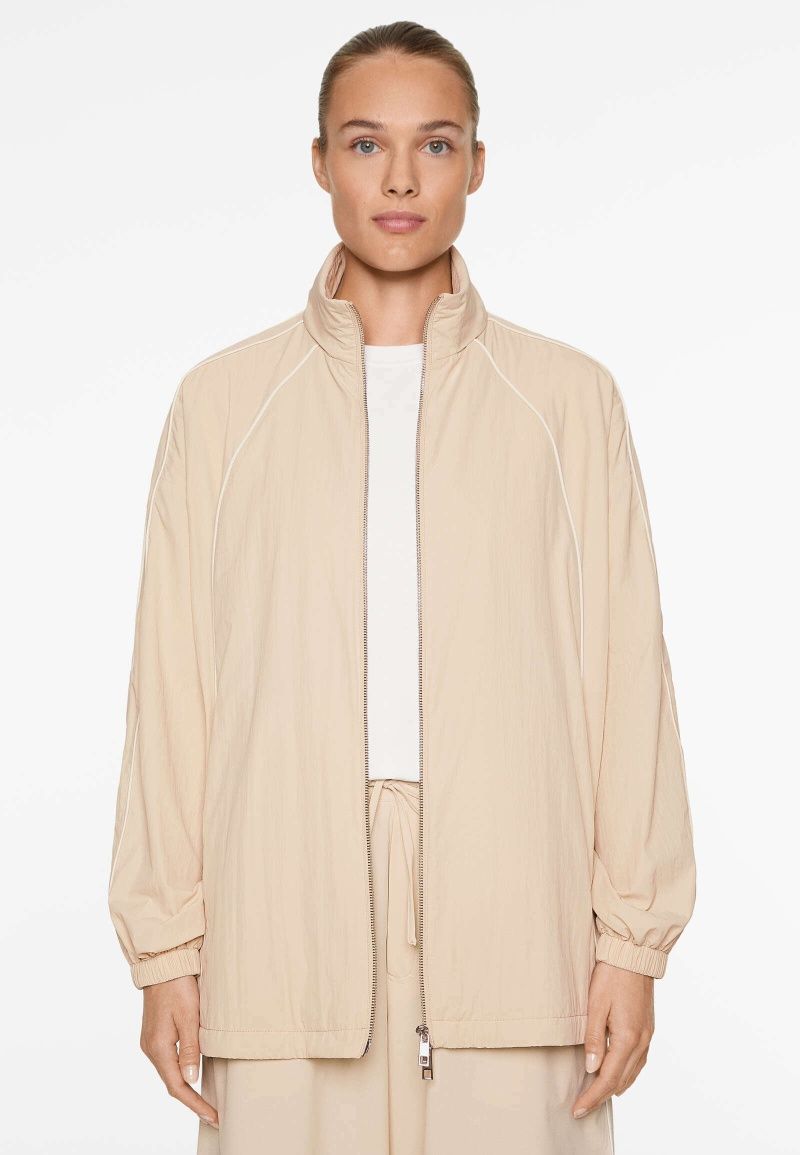 Kurtka oversize z tkaniny hydrofobowej Oysho