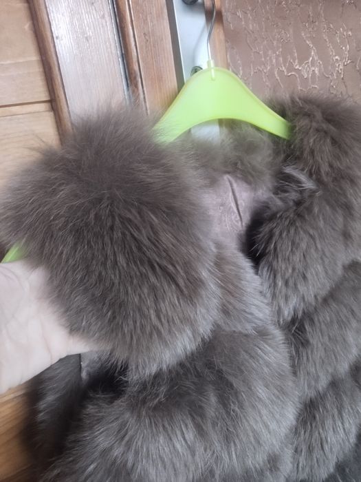 Натуральна мехова жилетка xs s песець