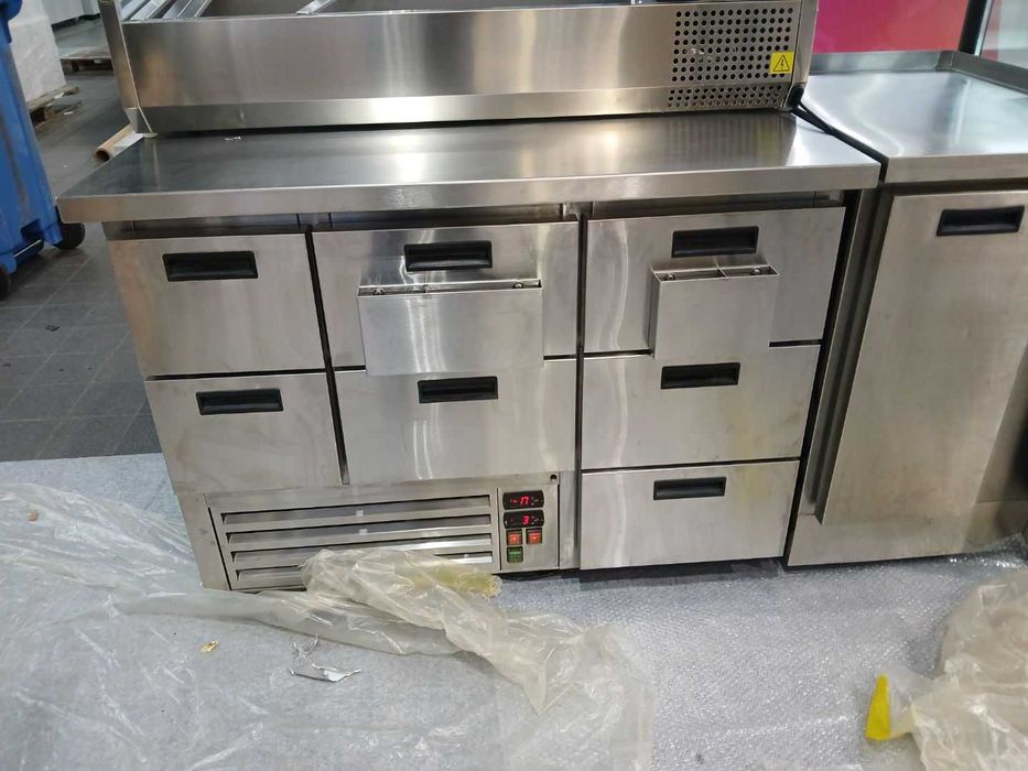 Stół gastronomiczny szufladowy z funkcją lodówki i zamrażarki 150x70