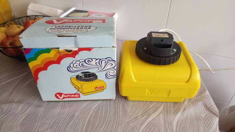 Ofereço Cama de viagem/Estrelizador/máquina de vapor/Bomba de leite