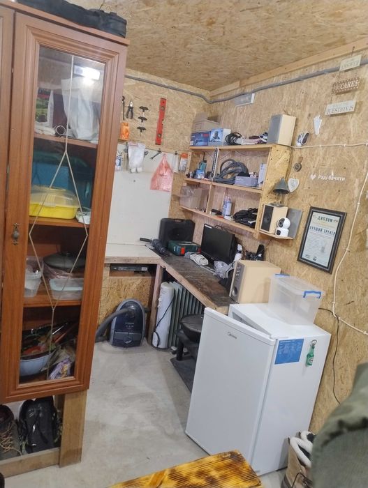 Продам гараж Кировский кооператив Герасима Кондратьева