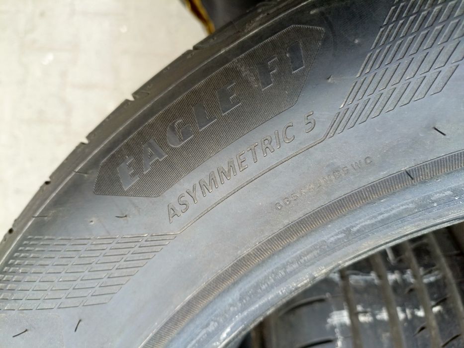 Opony letnie 235/55/18 Goodyear 4 sztuki 2023r jak NOWE