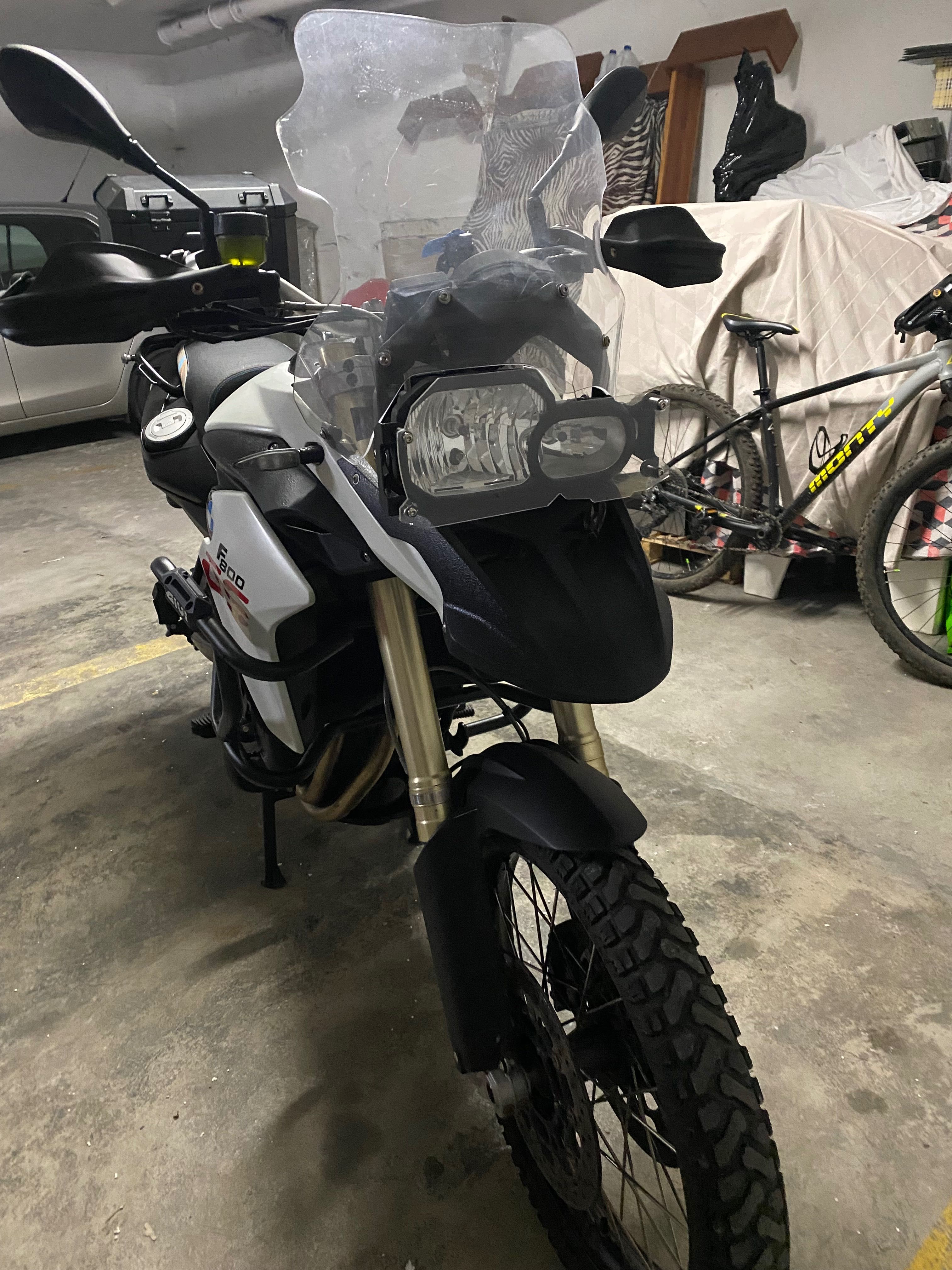 Vendo ou troco Bmw F 800gs