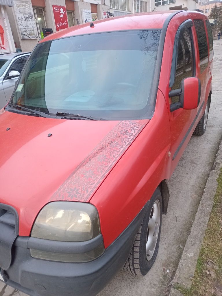 Fiat dobro 2004 ЧЕРВОНИЙ