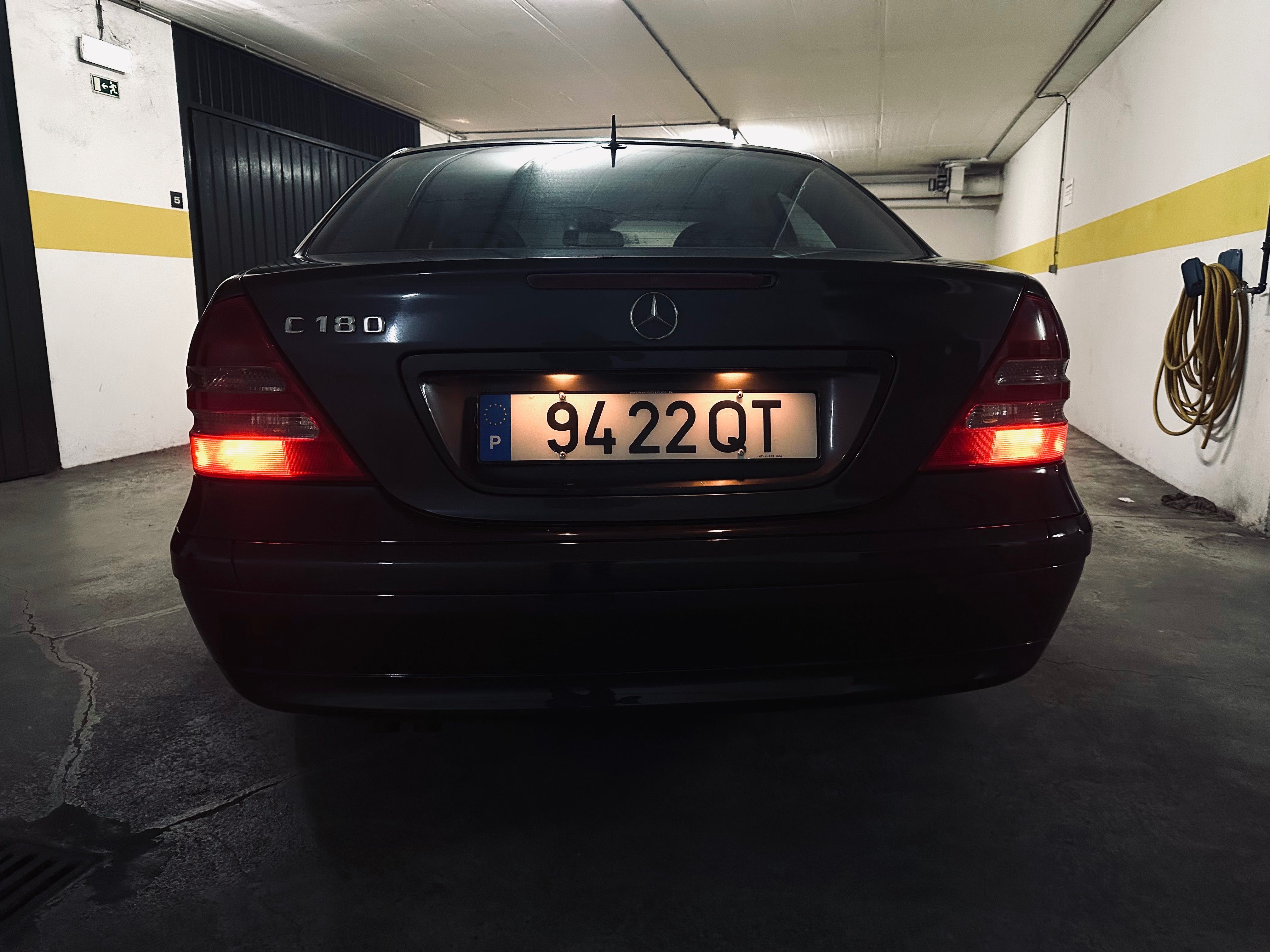 VENDA - Mercedes Benz C180 2.0 129cv